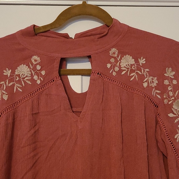 coco + jameson - Picture 3 of 4